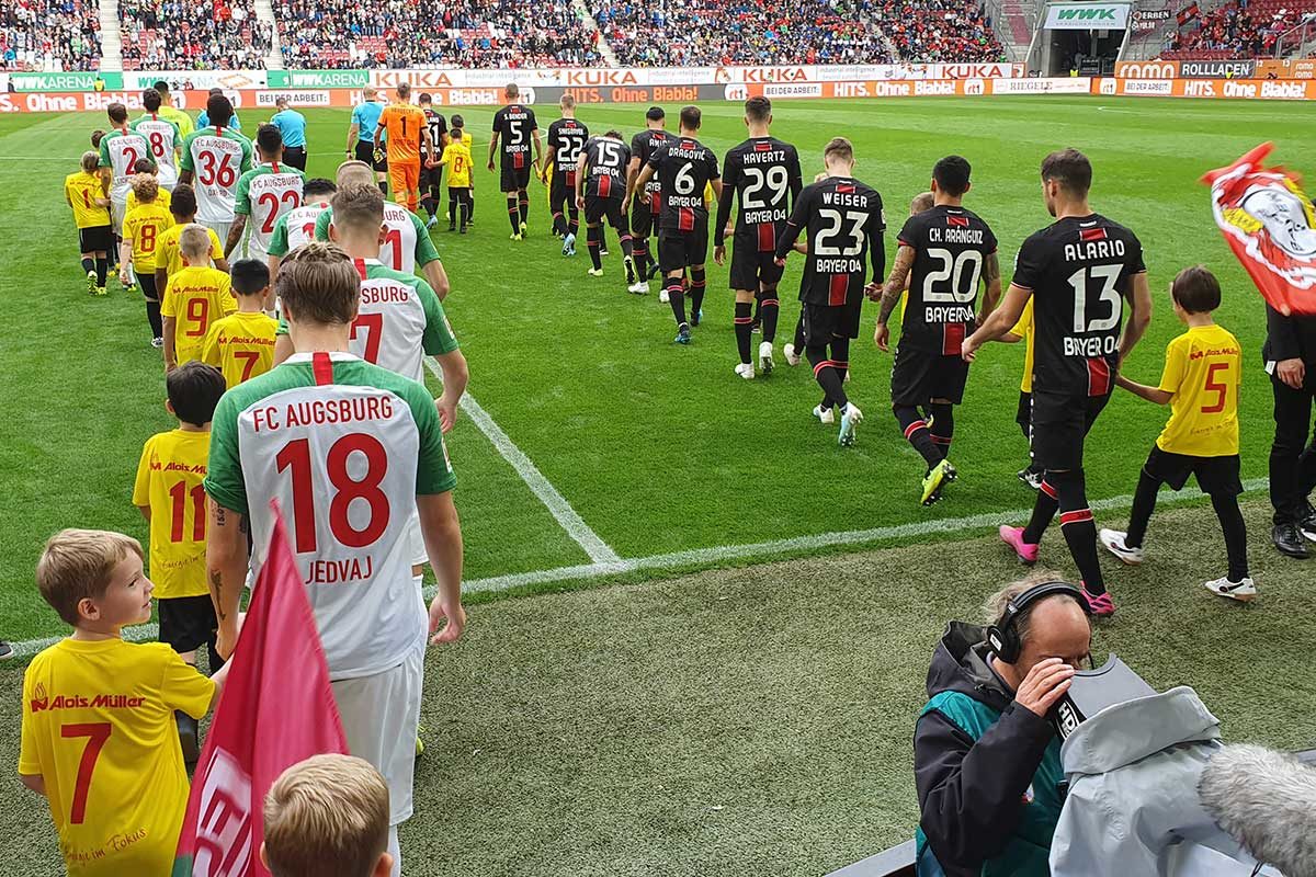 Einlaufeskorte FCA