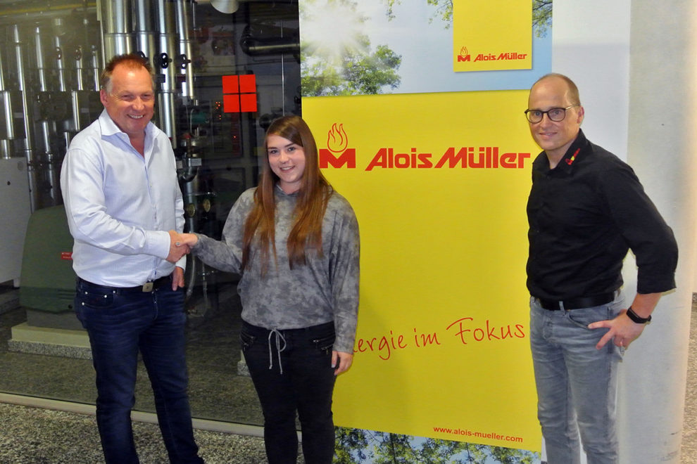 Innungsbeste 2018 Geschäfstführer und Ausbildungsleiter gratulieren Innungsbester