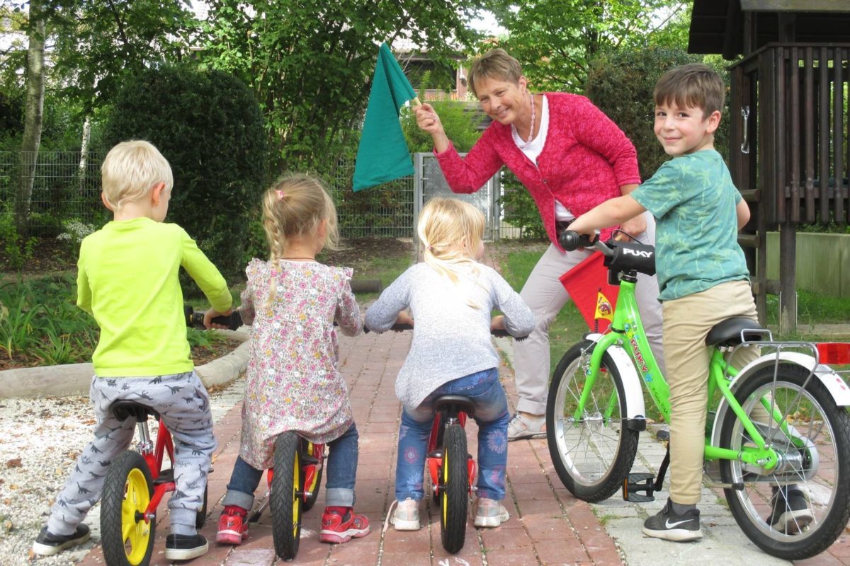 Start frei Große Freude über vier neue Räder Alois